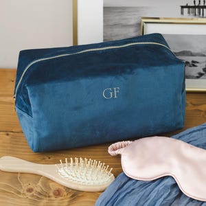 Trousse da toilette in velluto personalizzata, beauty case, beauty case con iniziali personalizzate per lei, regalo per San Valentino, regalo con monogramma, regalo per lei