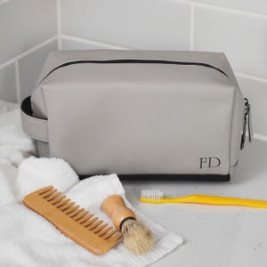 Personalised mens toiletry bag, personalized cosmetic bag, anniversary gift, unique boyfriend gifts for him, travel gift, first fathers day