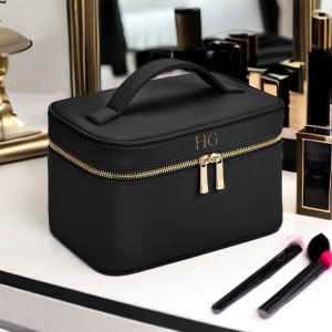 Personalised vanity makeup case, monogram initial cosmetic bag, toiletry bag, bridesmaid bag, custom make up bag, jewellery box, PU leather image 1