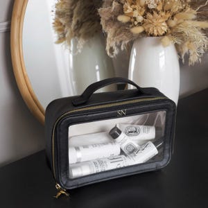 Personalisierte klare Kosmetiktasche mit kleinem Monogramm, individuelle Make-up-Tasche, klare Waschreisetasche personalisiertes Geschenk für Brautjungfer, Reisetasche