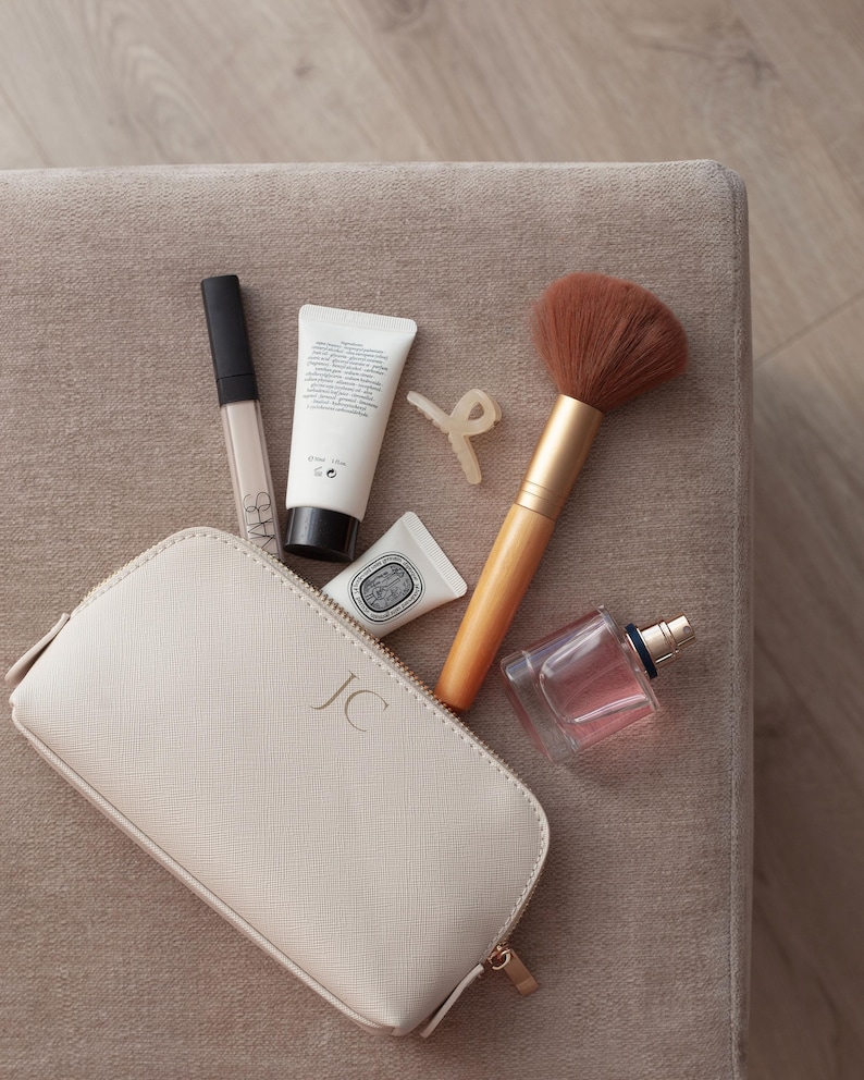 Personalised monogram cosmetic bag, custom makeup bag, personalized gift for her, personalised gift for bridesmaid, makeup organiser, gift image 3