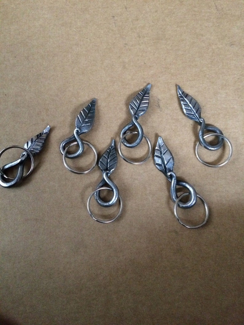 Hand Forged Leaf Keyring Pez Keychains Promo Glasses Chsalon Keychains