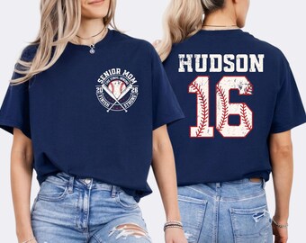 Camiseta para mamás de último año: Camiseta de béisbol con nombre personalizado (Clase de 2026)