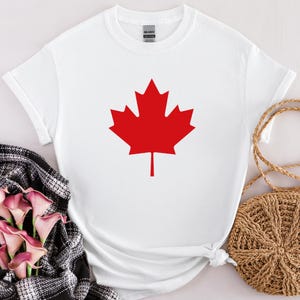 Canada Maple Leaf Shirt, Canadian Pride Clothing, Maple Leaf Tee, Canada Day Gift, Gift for Canadians,True North Strong Shirt,Maple Leaf Tee