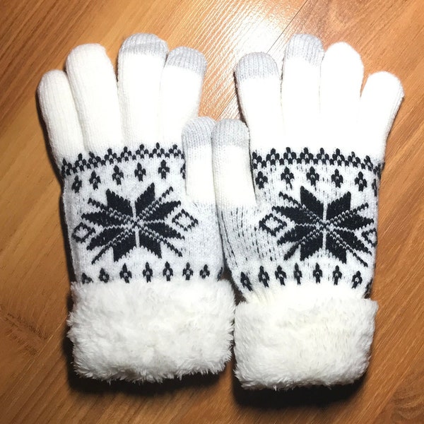 Thick Cashmere Two layers Winter gloves for women. Touch screen glove.