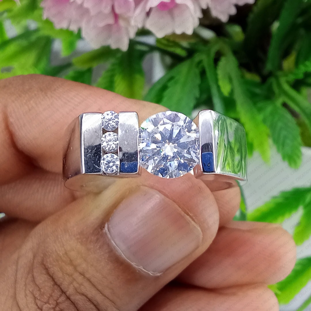 1CT Moissanite Rings For Men Mens Diamond Wedding Bands 18K 925 Sterling Silver Moissanite Ring Moissanite Engagement Rings Mens Diamond Rings Diamond Pr 1CT Moissanite Rings For Men Mens Diamond Wedding Bands 18K 925 Sterling Silver Moissanite Ring Moissanite Engagement Rings Mens Diamond Rings Diamond Pr