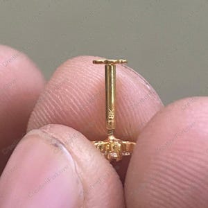 18K Gold Flower Diamond Nose Pin Flat Back Threadless Push Stud Piercing Ring bild 9