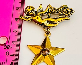 Golden Angel/ Cherub with Gold Star Brooch.
