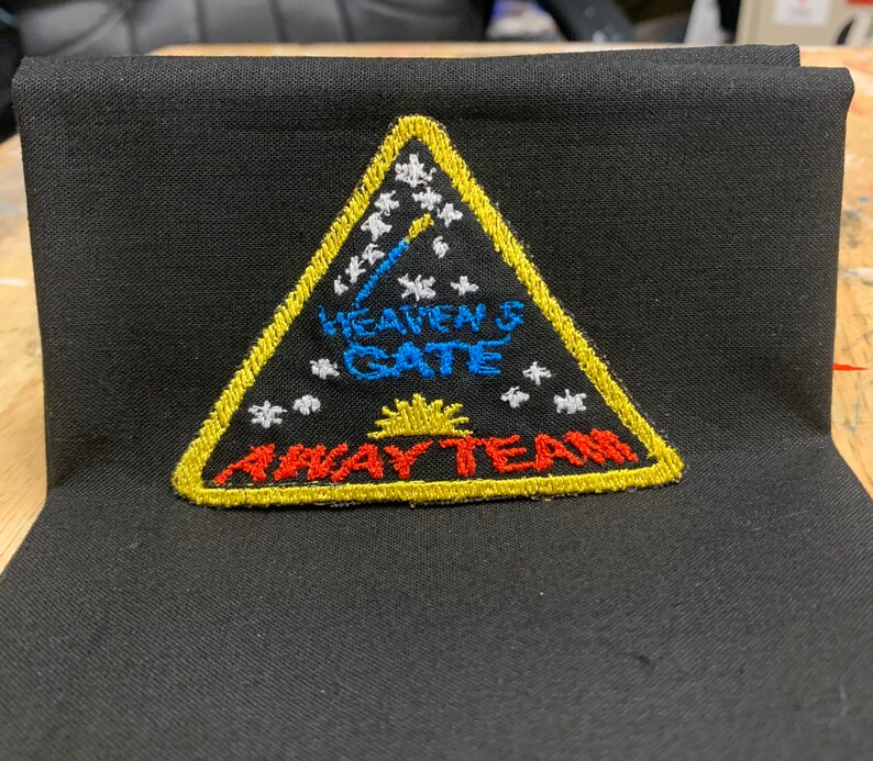 heaven's gate away team shirt