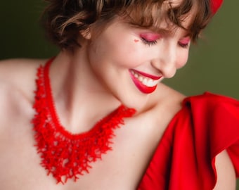 Mothers Day Necklace Mothers Day Gift Red Beaded Necklace Mothers Day Jewelry Bold Red Statement Necklace Red Beaded Choker Pendant