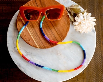 Rainbow Eyeglass Chain Colorful Eyeglass Lanyard LGBTQ Sunglasses Chain Pride Sunglass Lanyard Eyeglass Holder Necklace Eyewear Retainer