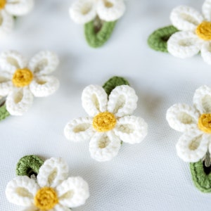 Floral Hair Clip Daisy Hair Clip Daisy Hair Snap Daisy Hair Barrettes Flower Crochet Hair Clip Unique Stocking Stuffers Cute Toddler Gift