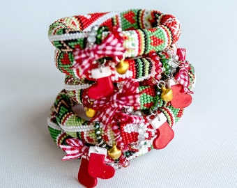 Christmas Bracelet Beaded Christmas Bracelet Stacking Bracelet Cute Winter Jewelry Boho Jewelry Charm Bracelet Bangle Beaded Noel Bracelet
