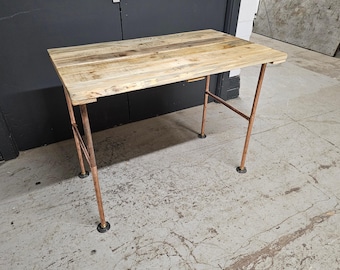 Rustic Pallet Wood Desk/Table, with Copper Pipe Legs | Reclaimed Wood Table | Workspace Furniture | Industrial Style Desk | Home Office |