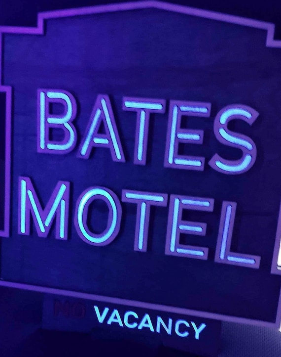 Bates Motel - Psycho - Horror Movie - Wood Carved Sign - Etsy Canada