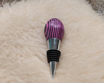 Custom wood bottle stopper
