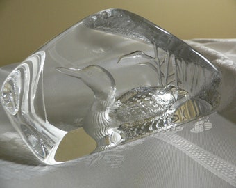 Vintage Mats Jonasson Maleras crystal paperweight wildlife loon sculpture signed numbered.Swedish luxury crystal duck paperweight sculpture.