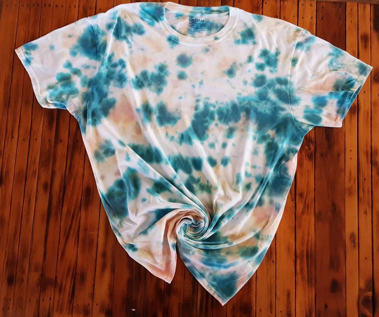 人気商品の再入荷情報をお届け! Salmon and Green Pink XL Size Men's T-shirt Dye Tie Crumble Clothing