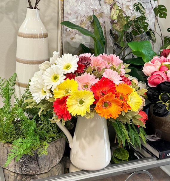 Real Touch Daisy Bouquet: 7-Stem Spring Summer Decor