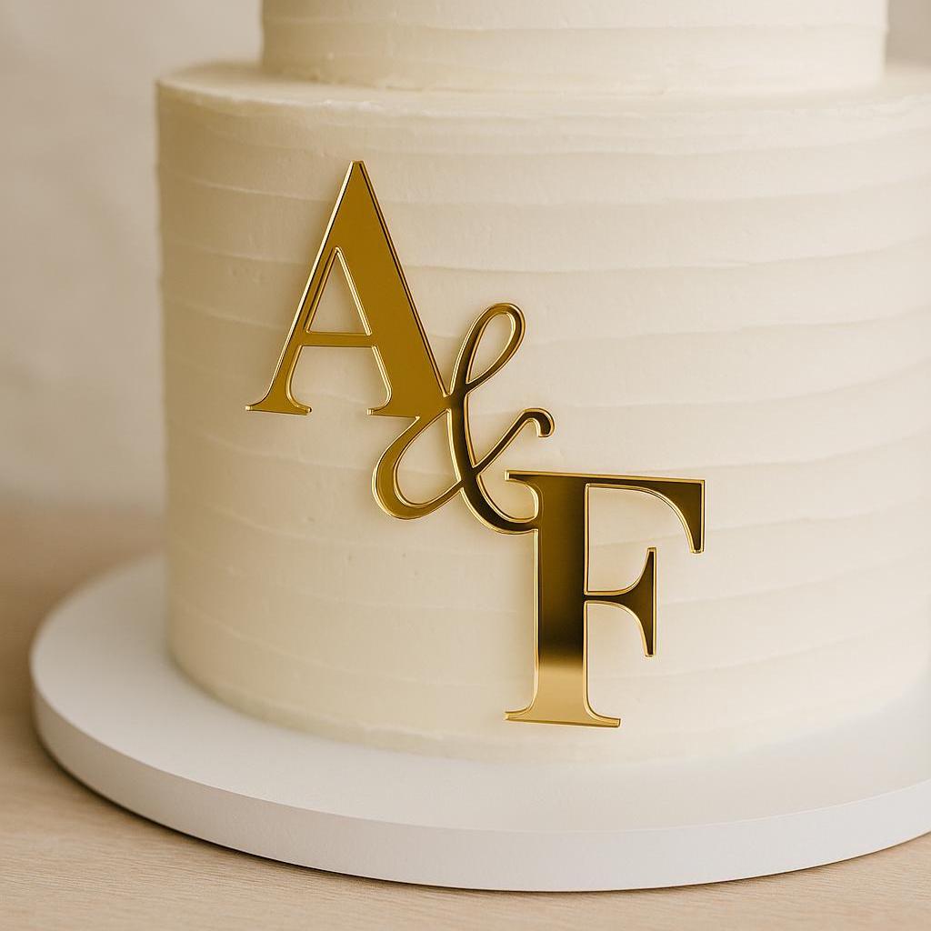 Personalized Wedding Cake Letters – Custom Acrylic Monogram – Elegant Cake Side Decoration – Choose Your Letters & Color