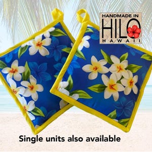 Hawaiian Blue Pot Holders 2 Set, Plumeria Floral Hot Pad Gift, Heat Resistant Pot Holder, Tropical Hot Pad, Floral Pot Holder