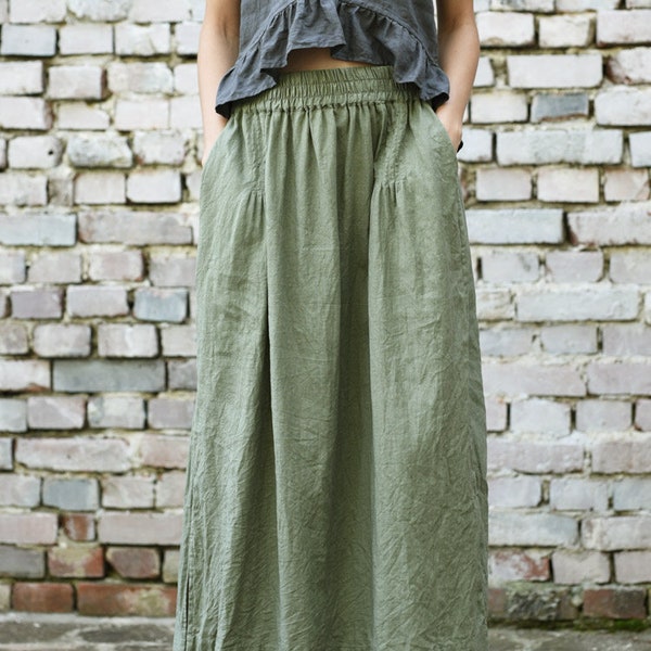 Linen long skirt. Skirt with deep pockets and elastic waistband. 15 colours