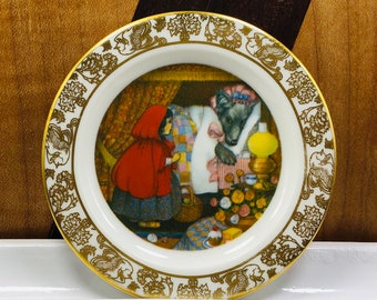 The Best Loved Fairy Tales ~ Little Red Riding Hood ~ Franklin Mint ~ Mini Plate ~ Signature Edition Carol Lawson ~ Bone China ~ Vintage