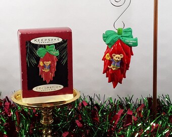 1995 Hallmark Keepsake Ornament ~ Feliz Navidad ~ Merry Christmas ~ Christmas Ornament ~ Vintage