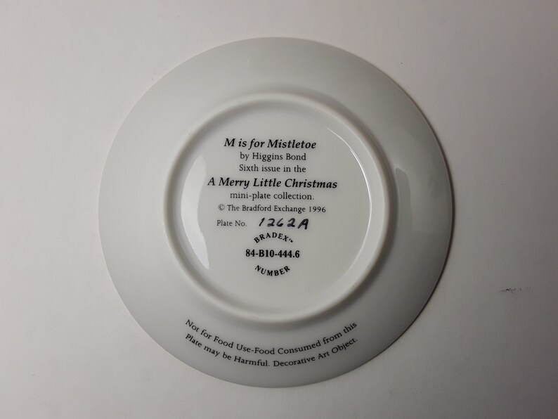 A Merry Little Christmas Mini Plates t is for Toys m is for Mistletoe