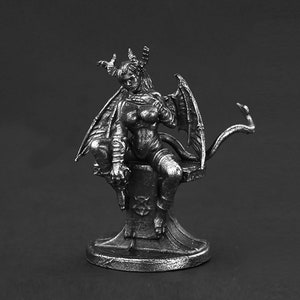 The Comet Emissary | Naked Devil | Boardgames Pieces | wargames miniatures | Miniature Figurines | Metal Sculpture, Humanoid Figurine