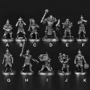 Krieg, Bordspelstukken | Miniatuurbeeldje | Metalen sculptuur | Wargames-miniaturen | Humanoïde beeldje | D&D | Kerkers en draken