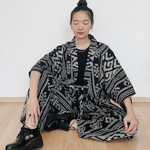 Kimono Cotton Lines Chinese Pattern Indonesian Tenun Ikat Batik Tribe Oriental Style available in MEN's size // by CANDI Berlin