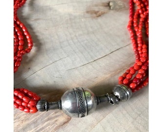 Rode Halsketting tribal zilver met kralen,  vintage en authentiek
