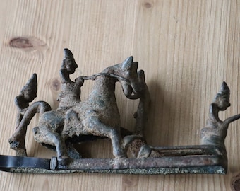 Bronze Khmer King Traveling Statue – Ancient Southeast Asian Art