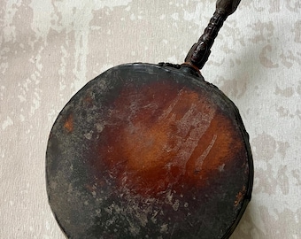 Sjamanen trommel. begin 20e eeuw. ritueel object. Himalaya-regio