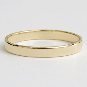 Handmade 14k Gold Wedding Band, Minimalist Stacking Ring (2.6mm)