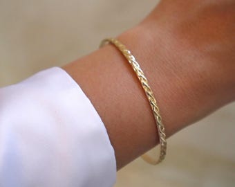 Gold Bangle, 14k Gold Filled Bangle Bracelet, Gold Bracelet, Pattern Bangle, Gold Filled Bracelet, Gold Cuff, Stackable, 14k Gold Bangle