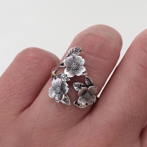 Silver Ring, Silver Floral Ring, Silver Wrap Ring, Silver Adjustable Ring, Silver Band, Sterling Silver Ring, Travel Ring, Wedding Ring .925
