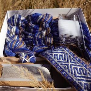 Tabletweefset, doe-het-zelfkit geavanceerd, complete kit voor het weven van een riem met tabletten/kaarten - DUBBEL E-PATROON breed blauw