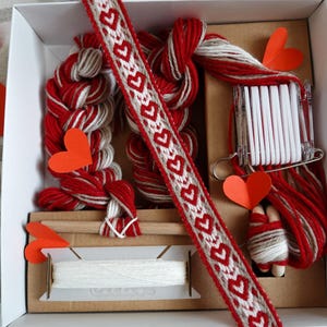 Tablet Weaving Kit: DIY Belt/Bookmark Craft - Hearts