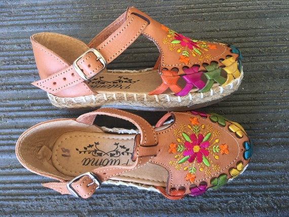 Black and pink huraches sale