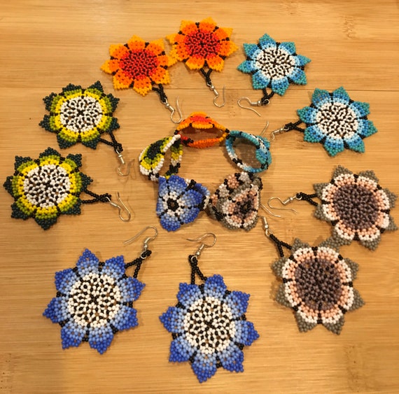 Beautiful Huichol Art Mexican Set of Earrings and Matching Ring