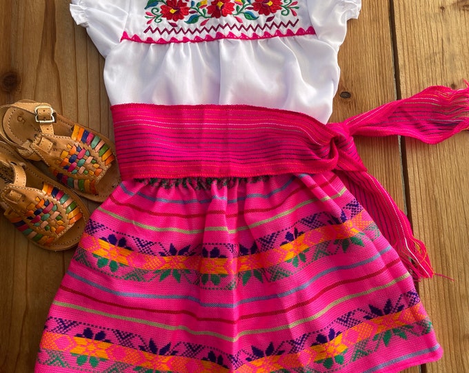 Mexican oufits / HUARACHES NOT INCLUDED