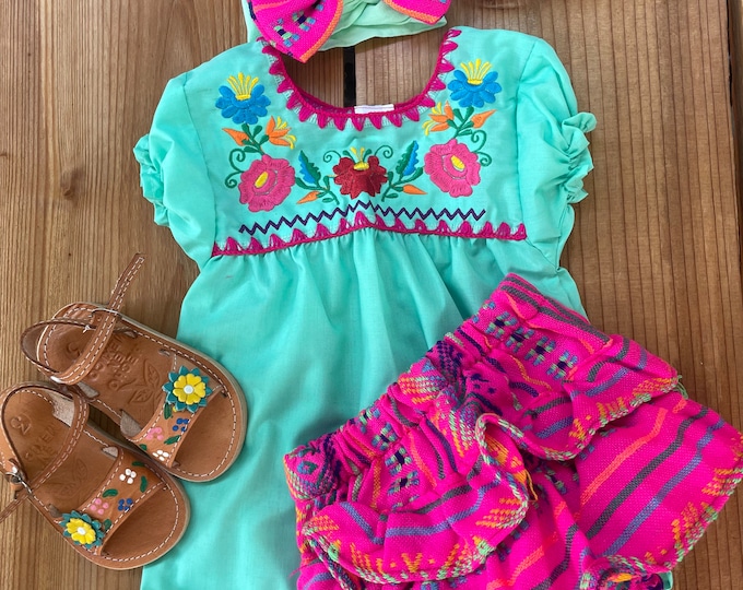 Size 0-1-2-3 years old baby and toddler girls Mexican outfits 5 de Mayo - Birthday- Fiesta outfits