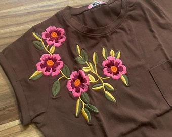 Mexican Floral Embroidered T- Shirts Variations of Colors - Etsy