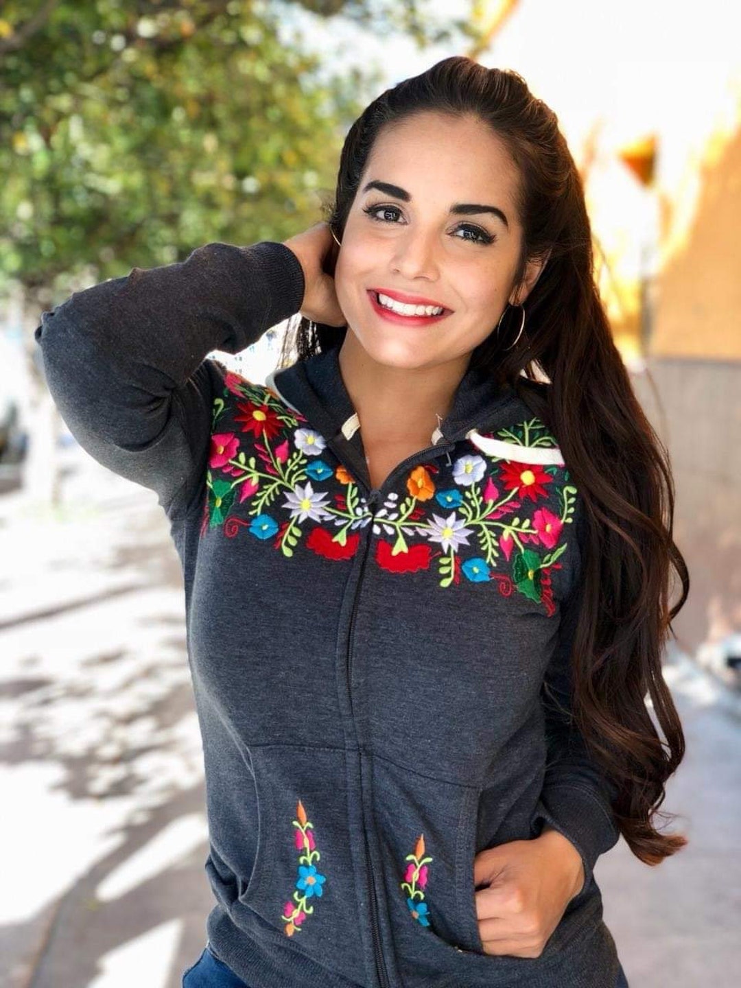 ジャケット・アウター Embroidery Flower Beads Hoodie Hand Embroidered Mexican Floral Hoodie: Artisanal Cotton