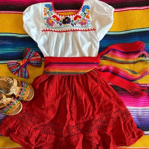 Kids  Mexican outfits Tradicional Mexican clothing for little girls Skirt- Blouse - Sash