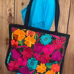 BY MEXICO Mexican Characters Tote Bag - Colorful Cotton Shoulder Bag With Snap Closure