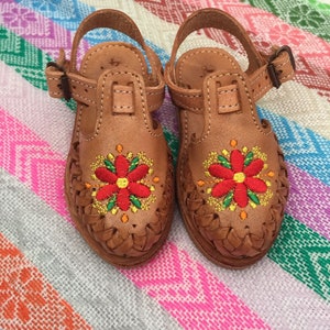 little girl mexican huaraches