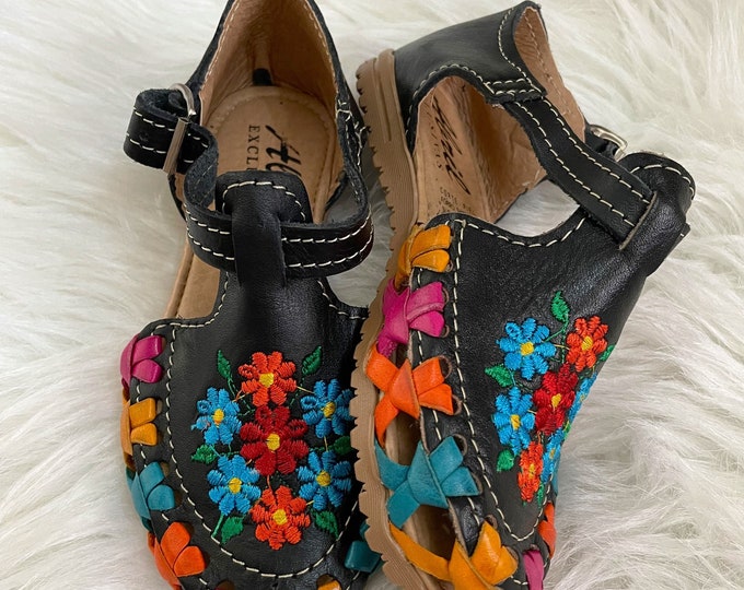 Kids - Girls Mexican leather embroidered huaraches Baby - Toddlers - Girls sizes